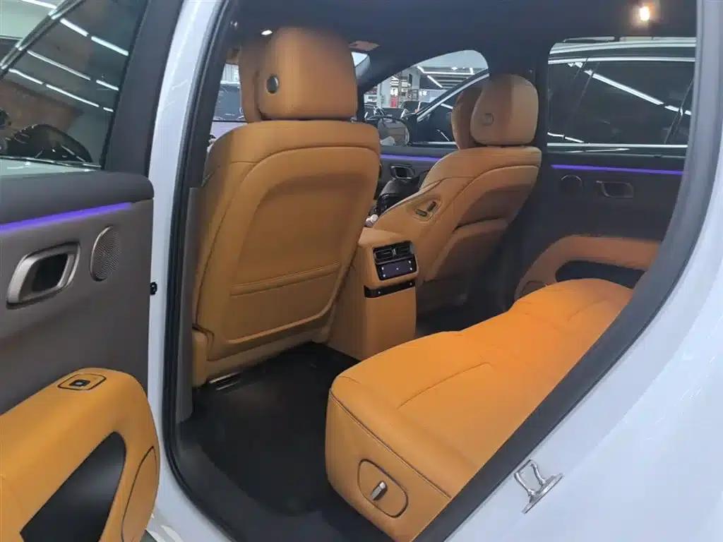 Li Auto i6 2025 Two-Wheel Drive Standard Edition — миниатюра 17