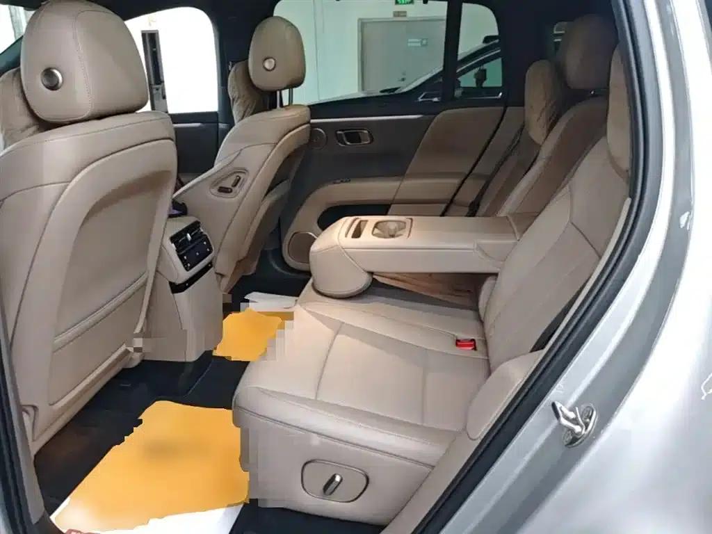 Li Auto i6 2025 Two-Wheel Drive Standard Edition — миниатюра 17