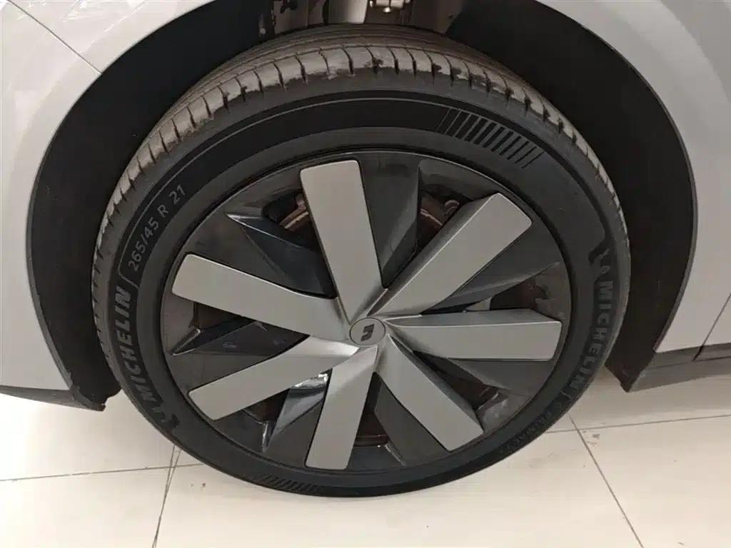 Li Auto i6 2025 Two-Wheel Drive Standard Edition — миниатюра 23