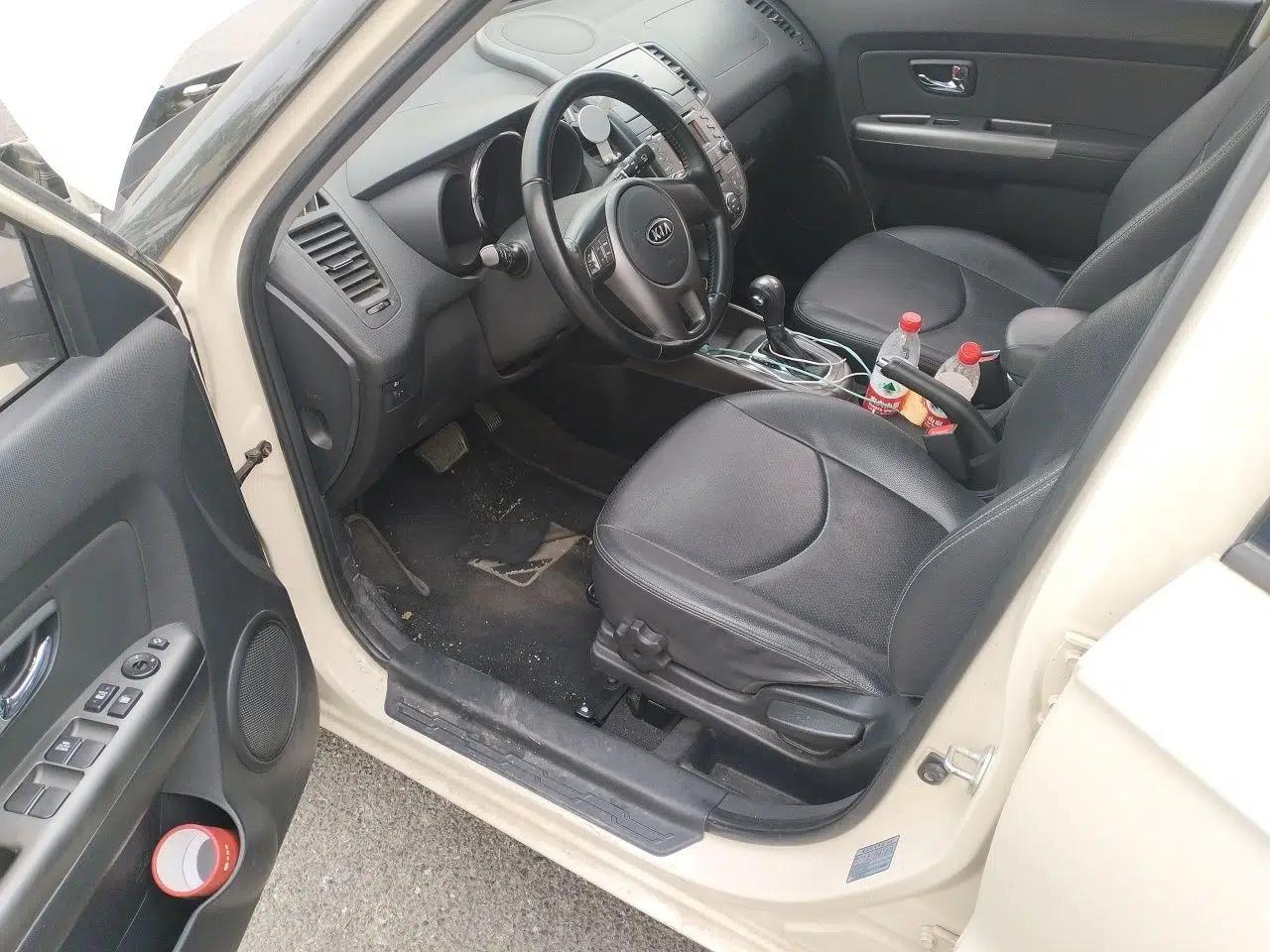 Kia Soul 2013 1.6L AT Premium — миниатюра 17