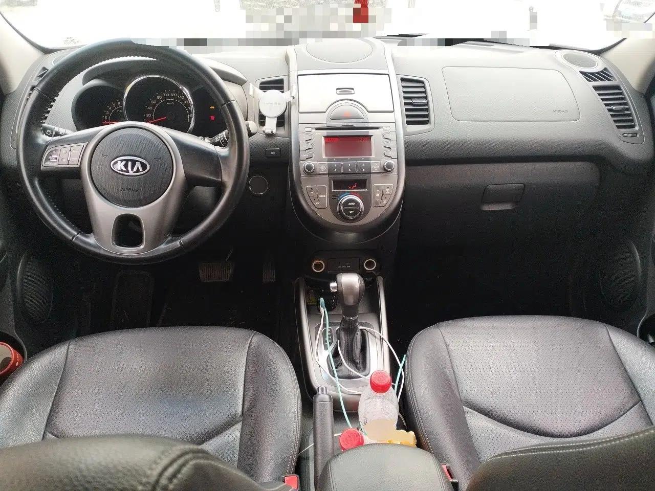 Kia Soul 2013 1.6L AT Premium — миниатюра 10