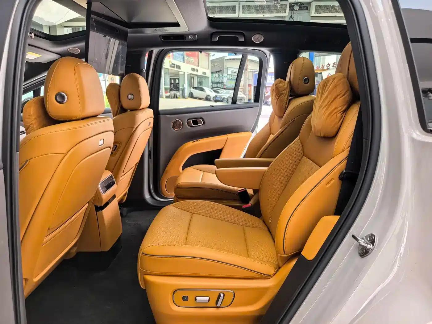 Li Auto i8 2025 Standard Edition — миниатюра 12