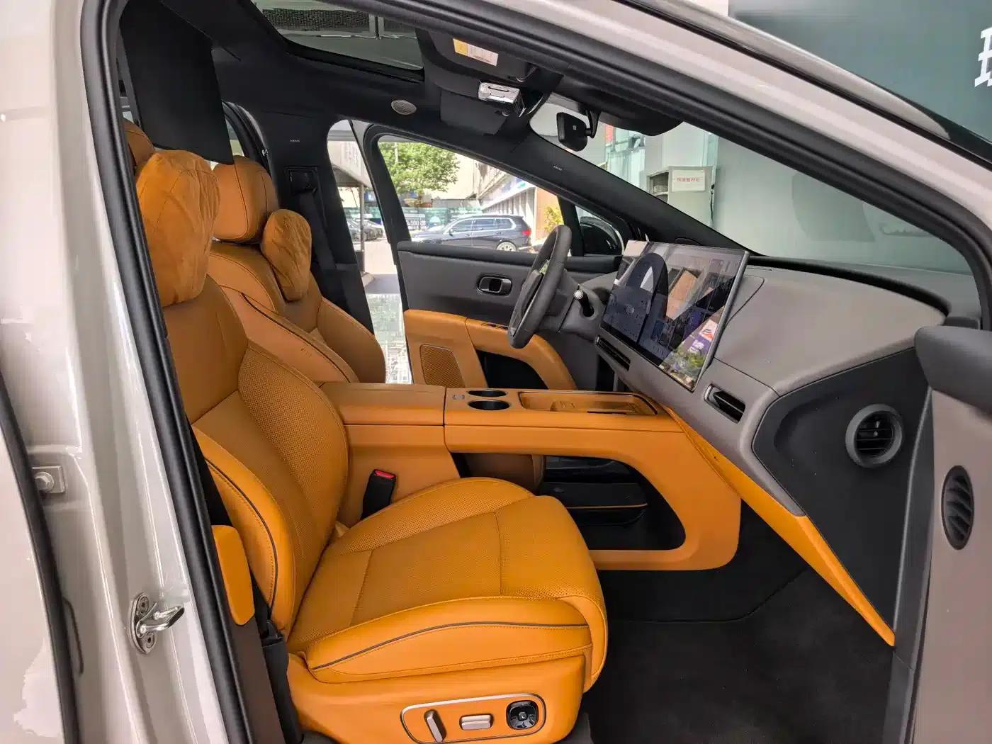 Li Auto i8 2025 Standard Edition — миниатюра 16