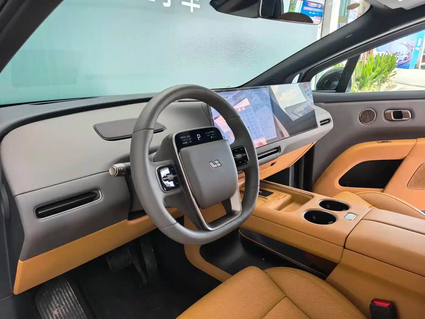 Li Auto i8 2025 Standard Edition — миниатюра 7