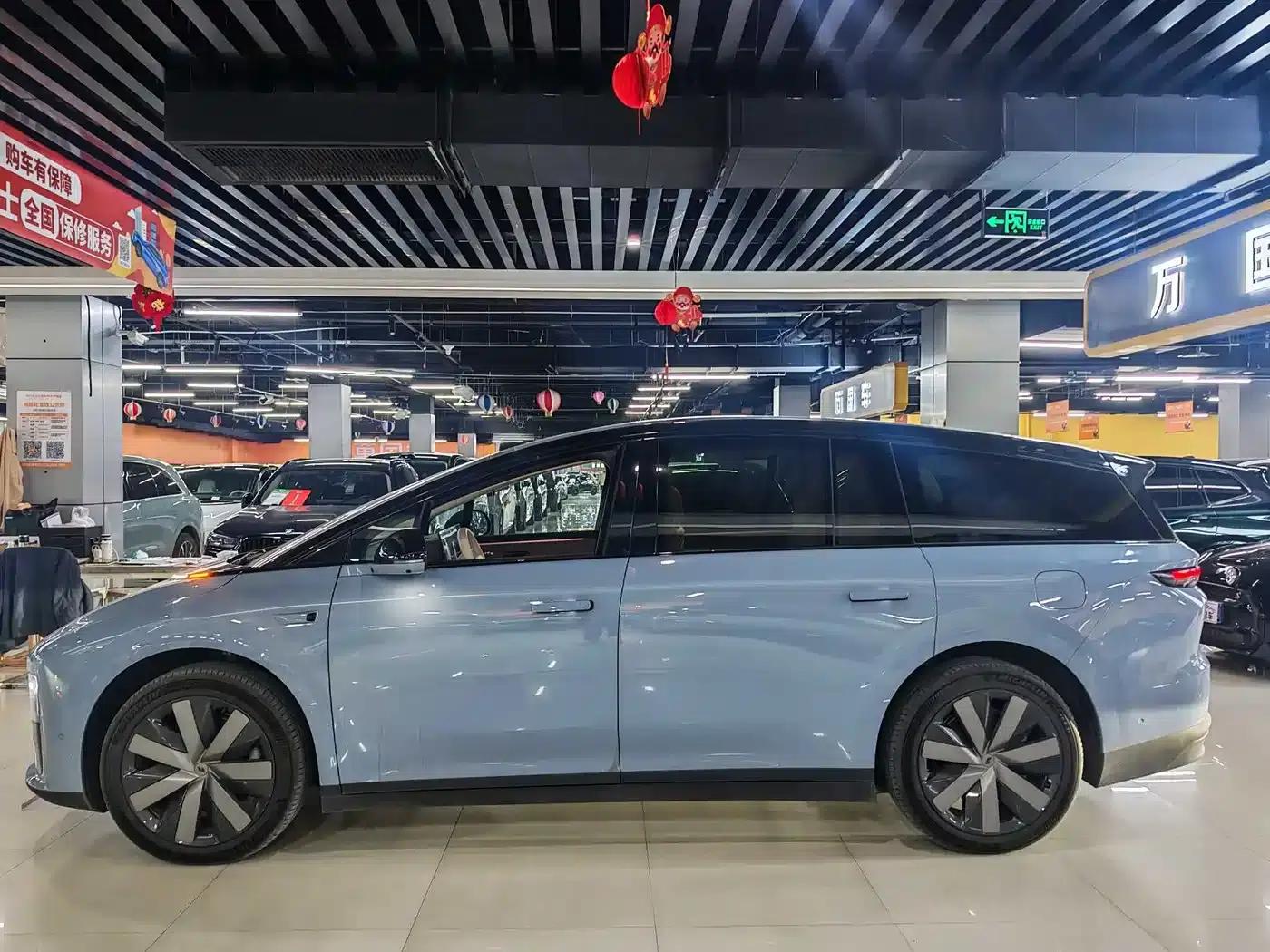 Li Auto i8 2025 Standard Edition — миниатюра 9