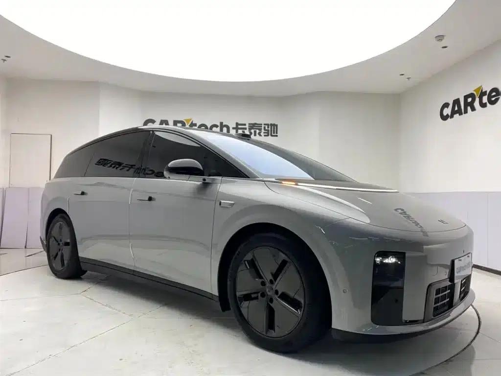 Li Auto i8 2025 Standard Edition — миниатюра 2
