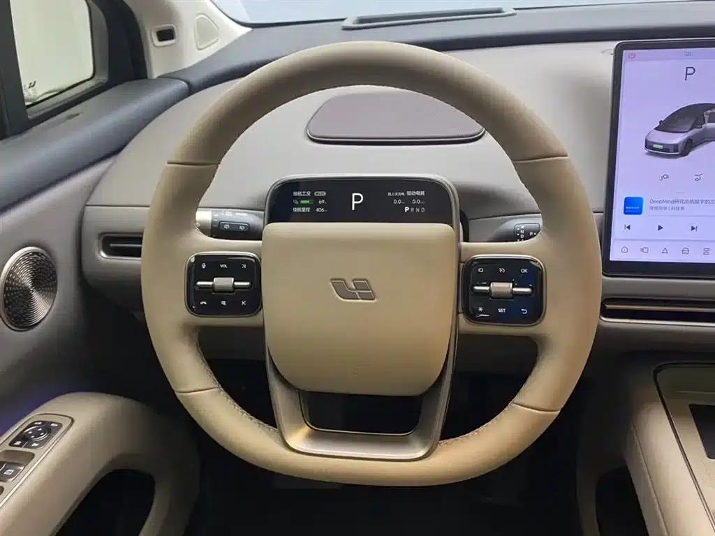 Li Auto i8 2025 Standard Edition — миниатюра 14
