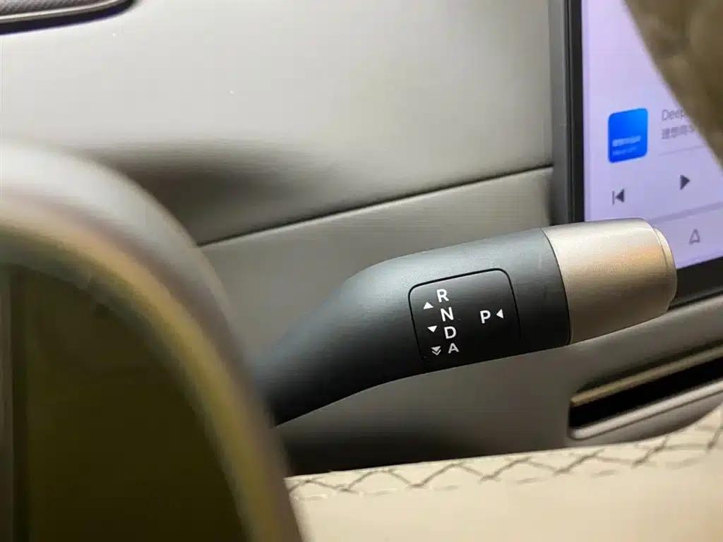 Li Auto i8 2025 Standard Edition — миниатюра 20