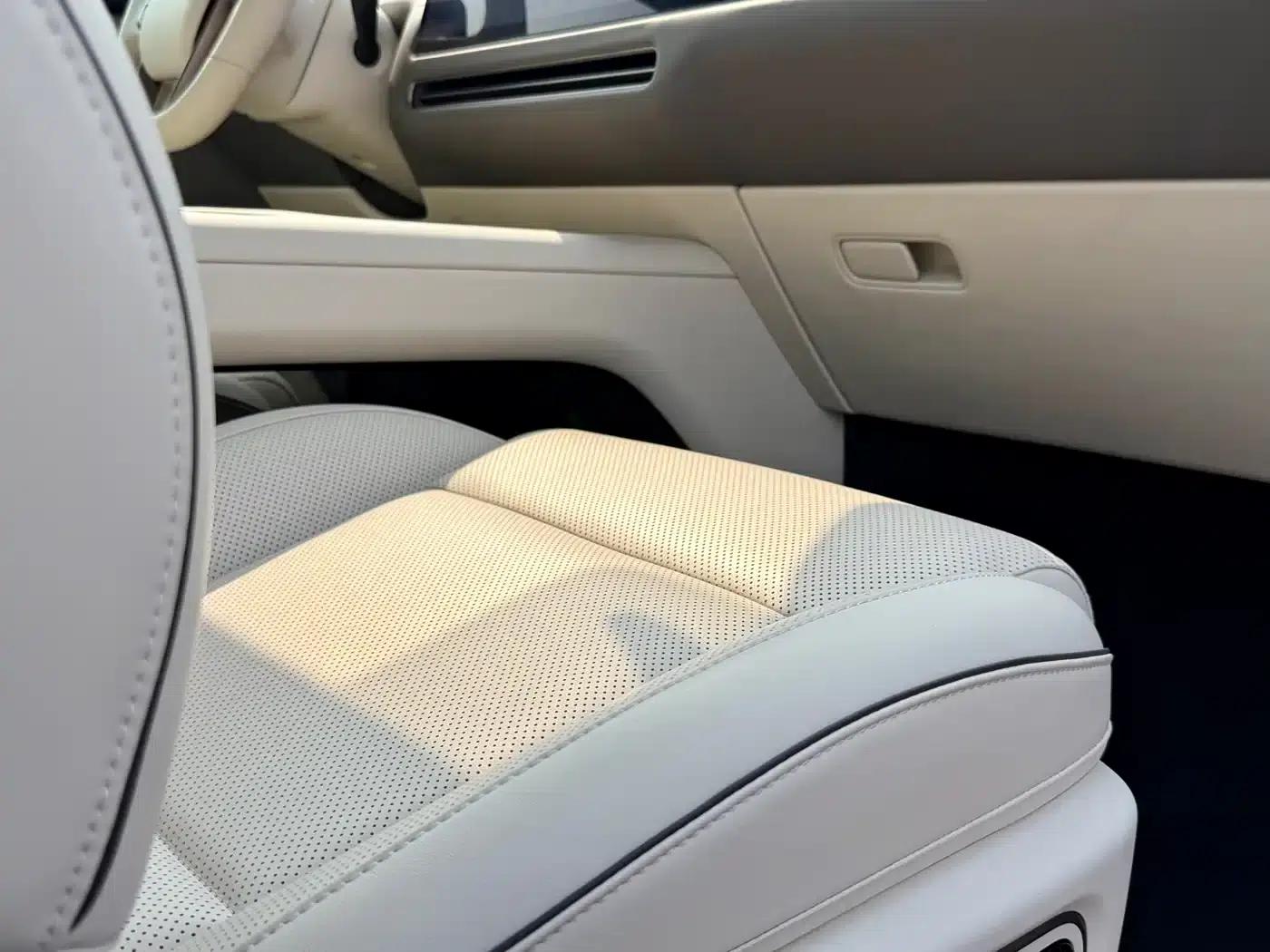 Li Auto i8 2025 Standard Edition — миниатюра 14