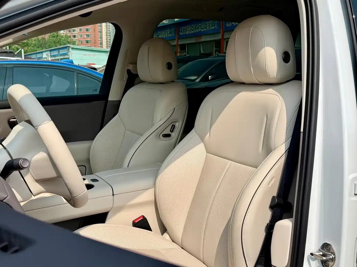 Li Auto i8 2025 Standard Edition — миниатюра 5