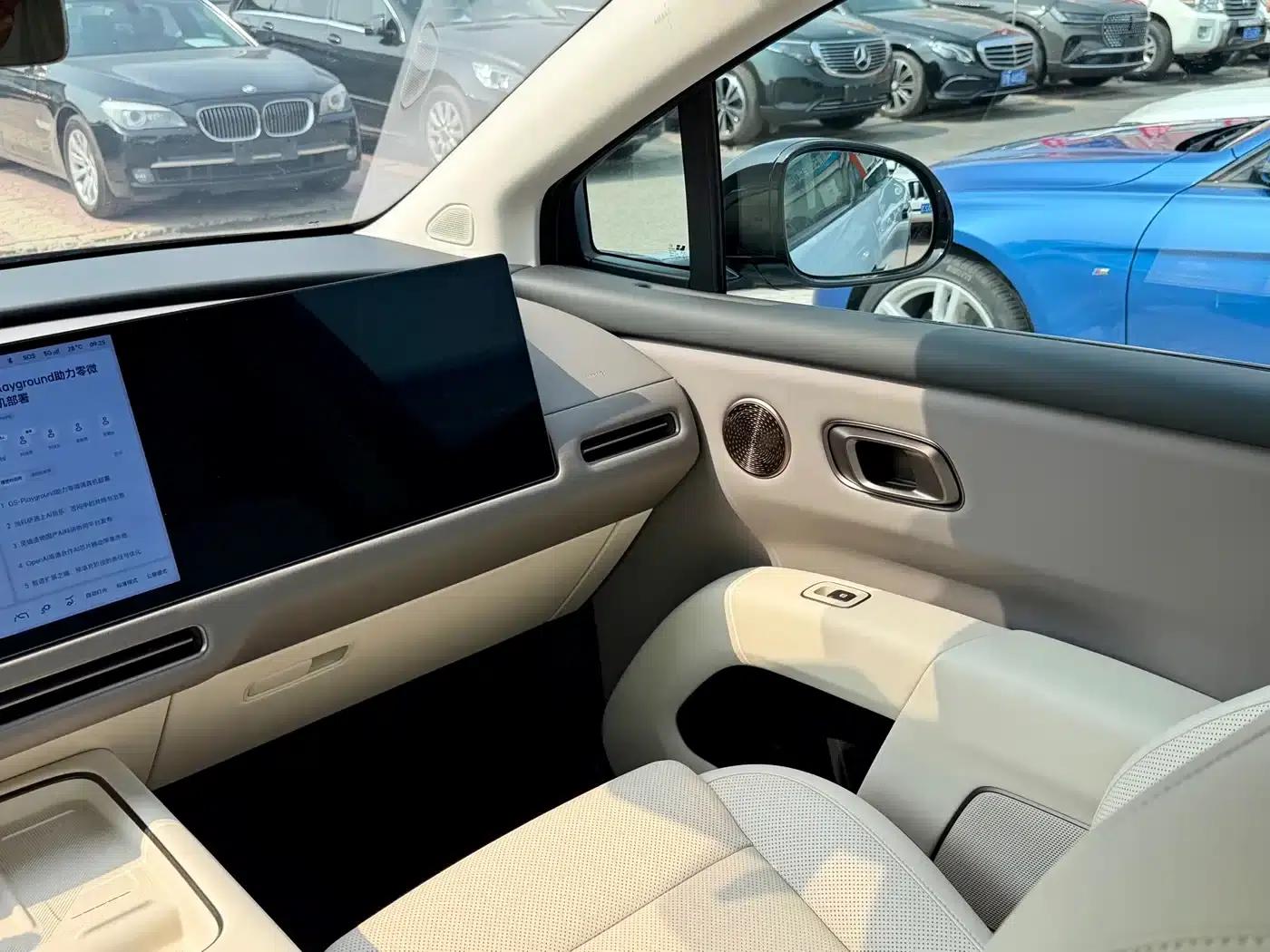 Li Auto i8 2025 Standard Edition — миниатюра 10