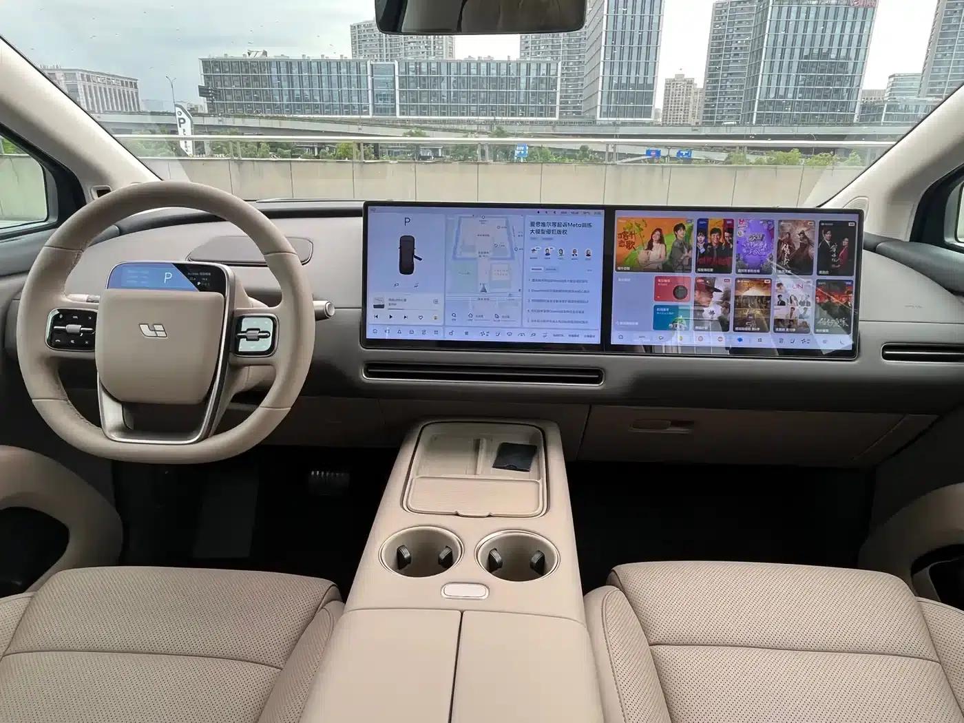 Li Auto i8 2025 Standard Edition — миниатюра 11