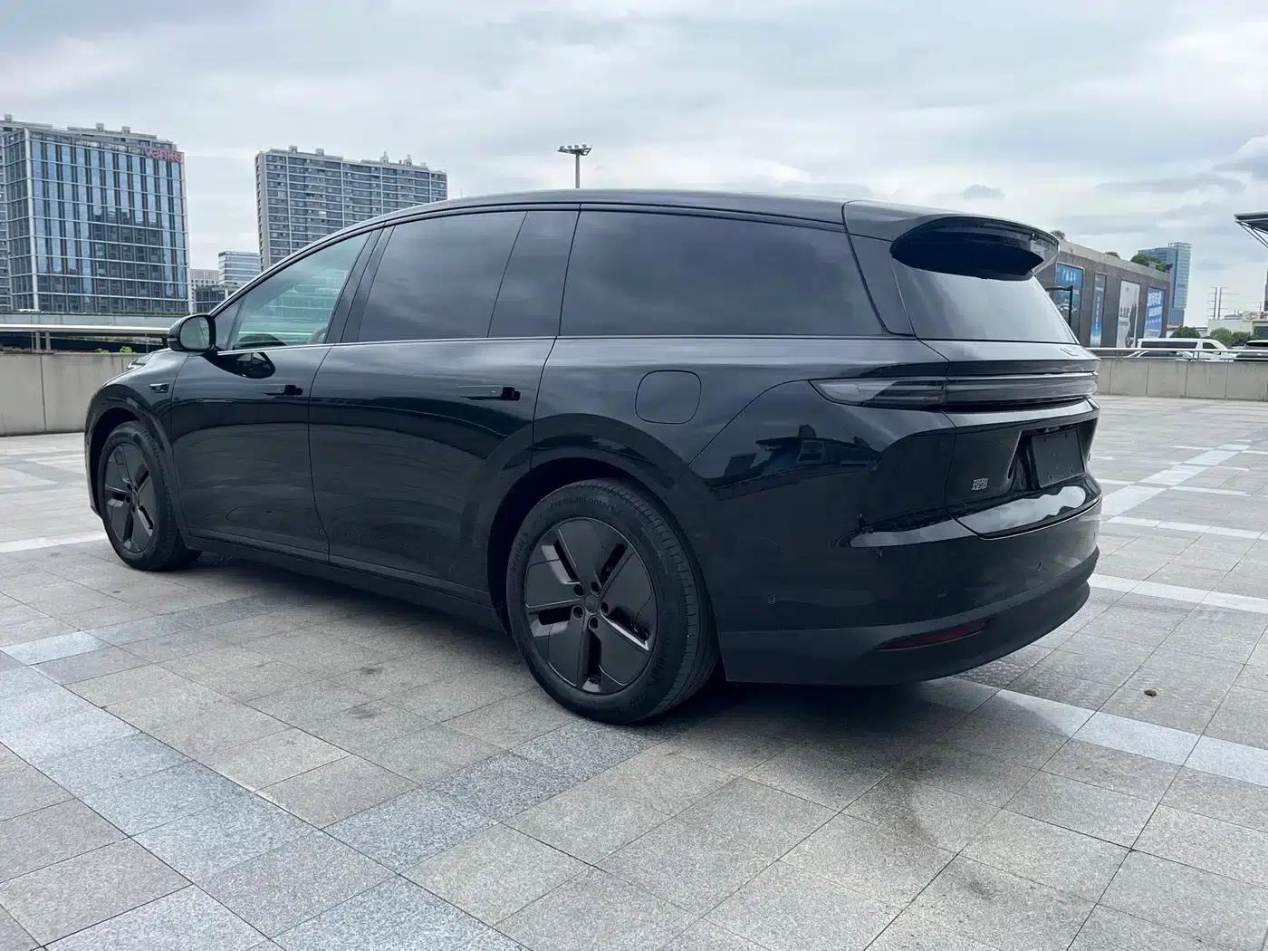 Li Auto i8 2025 Standard Edition — миниатюра 5