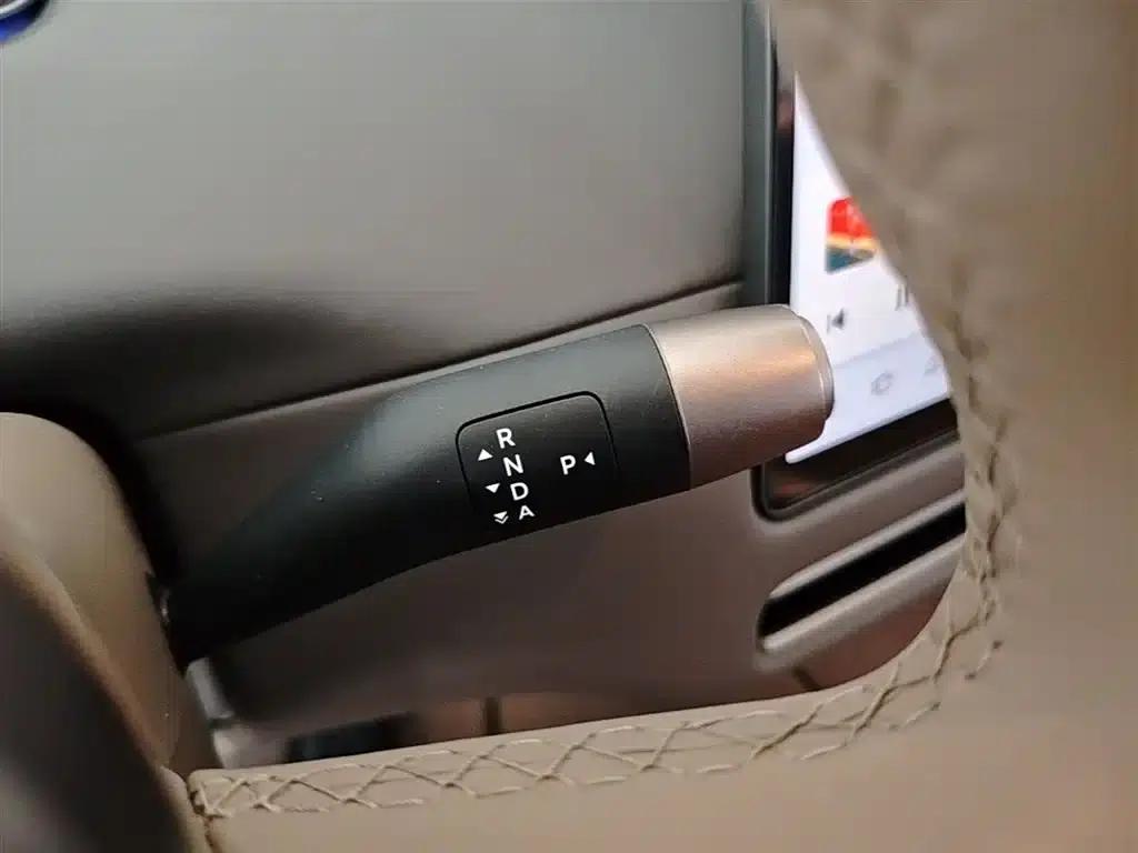 Li Auto i8 2025 Standard Edition — миниатюра 14