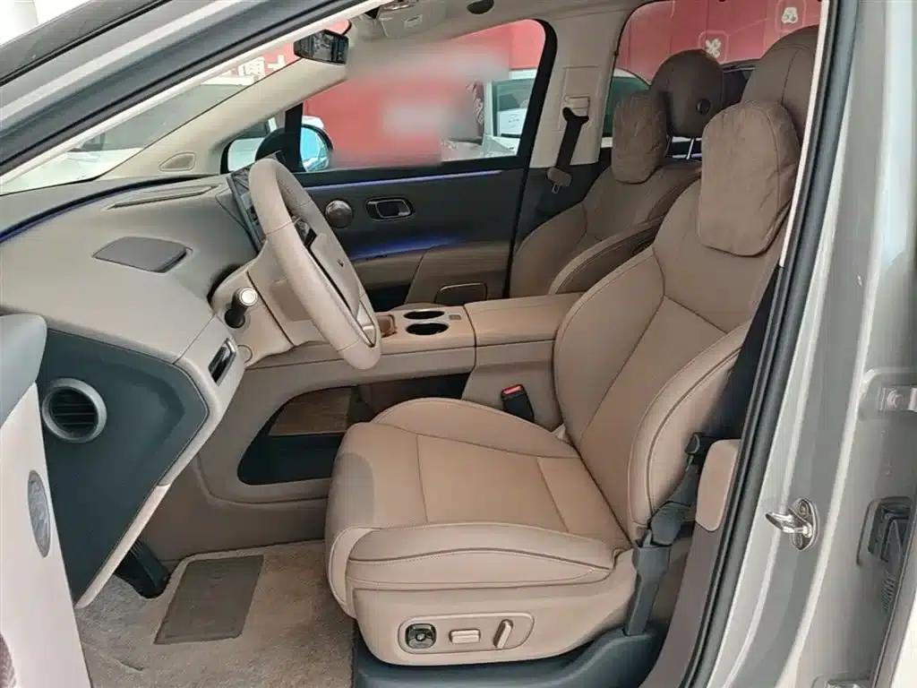 Li Auto i8 2025 Standard Edition — миниатюра 15