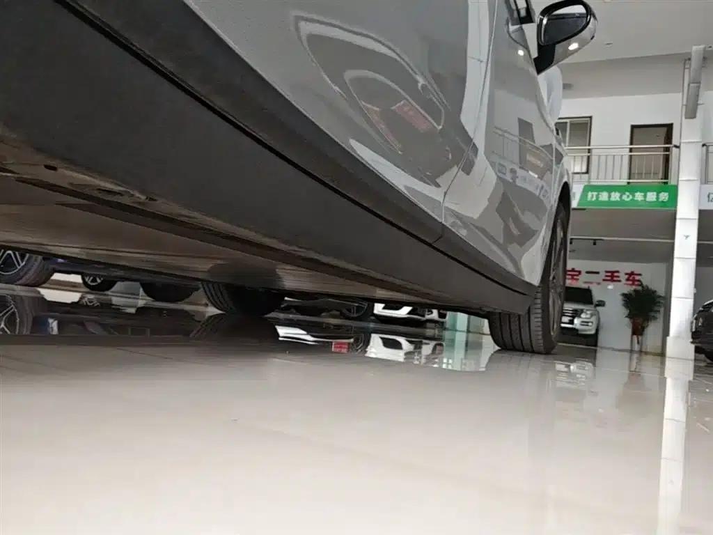 Li Auto i8 2025 Standard Edition — миниатюра 21
