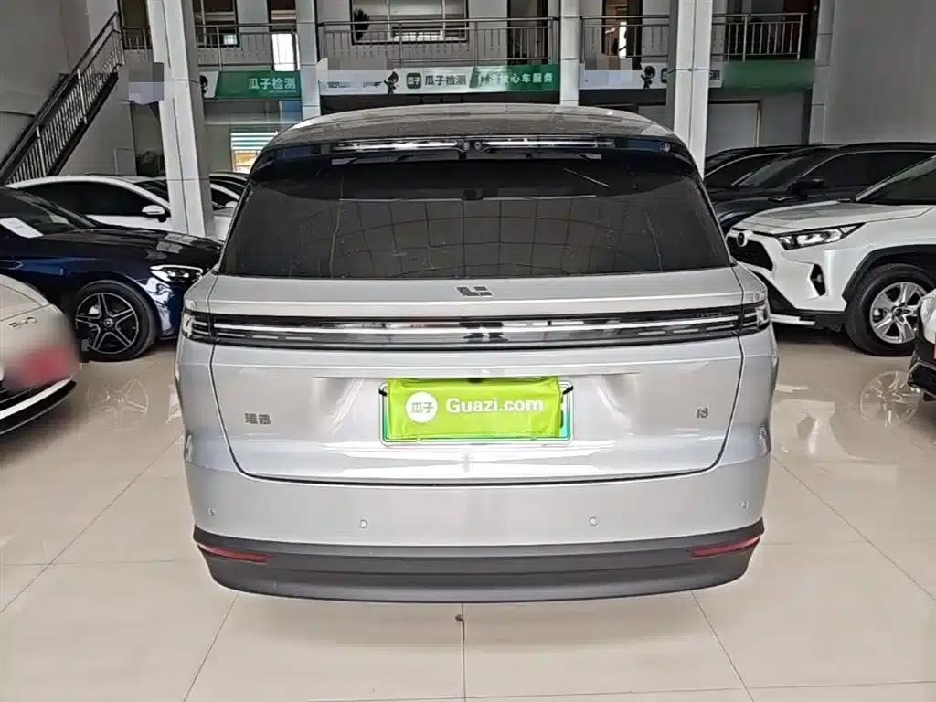 Li Auto i8 2025 Standard Edition — миниатюра 6