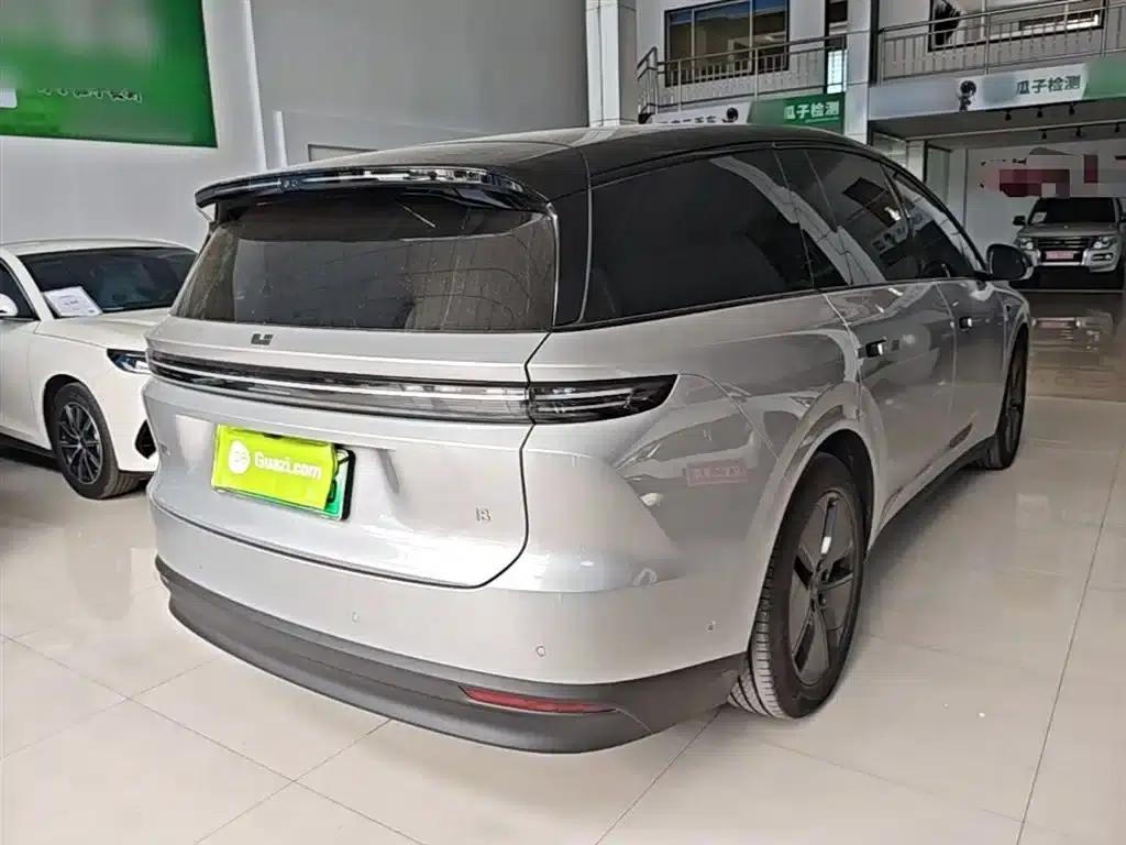 Li Auto i8 2025 Standard Edition — миниатюра 7