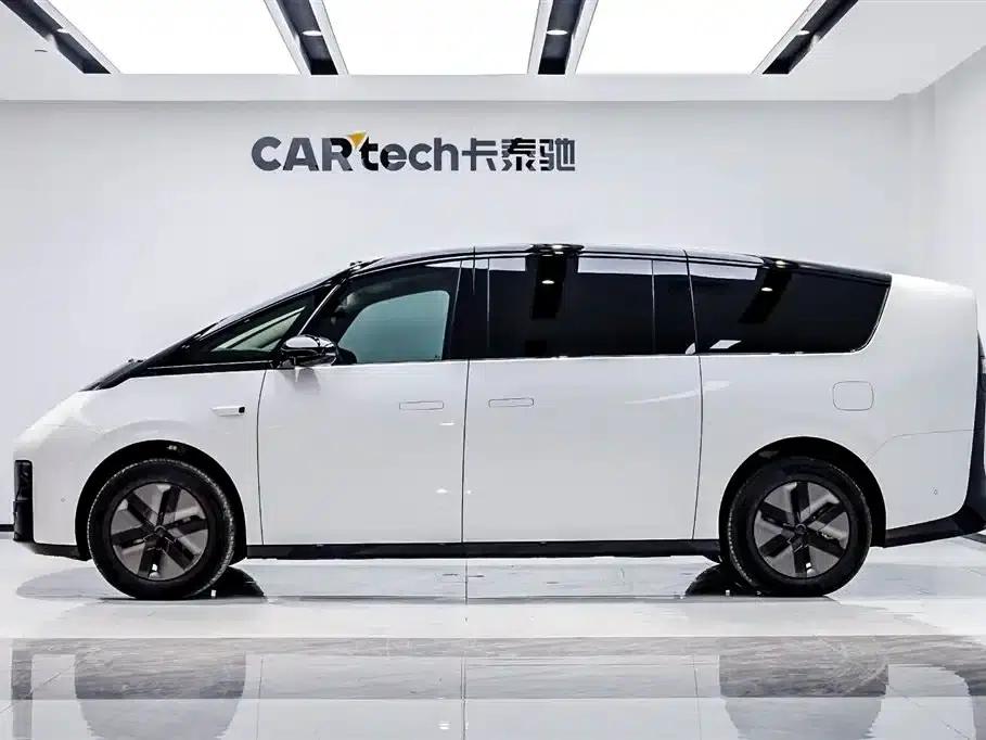 Li Auto MEGA 2025 Home Edition — миниатюра 3