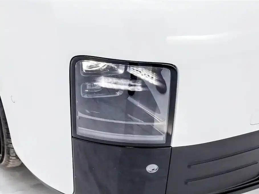 Li Auto MEGA 2025 Home Edition — миниатюра 23