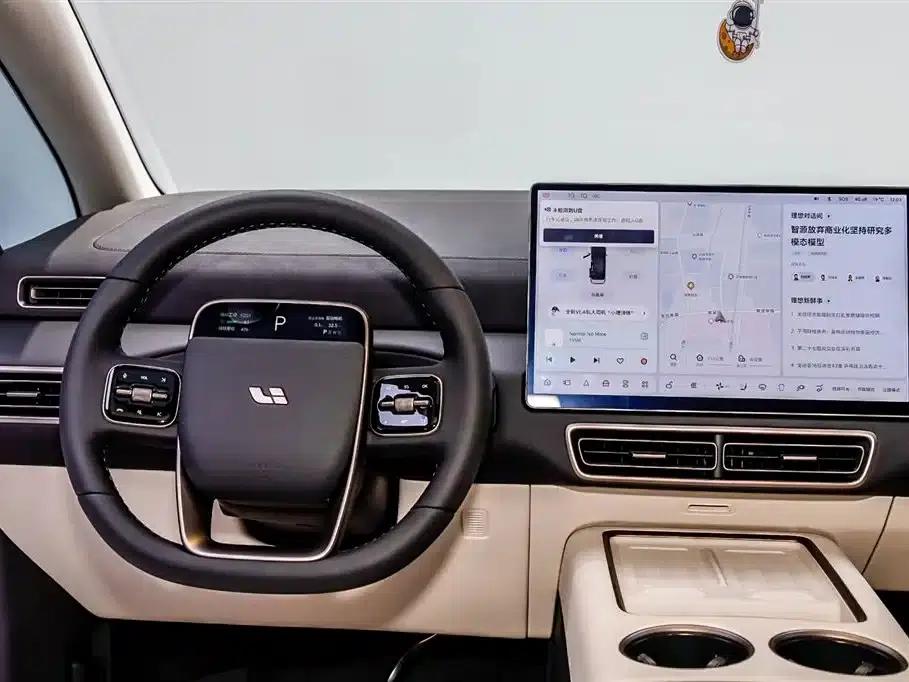 Li Auto MEGA 2025 Home Edition — миниатюра 28