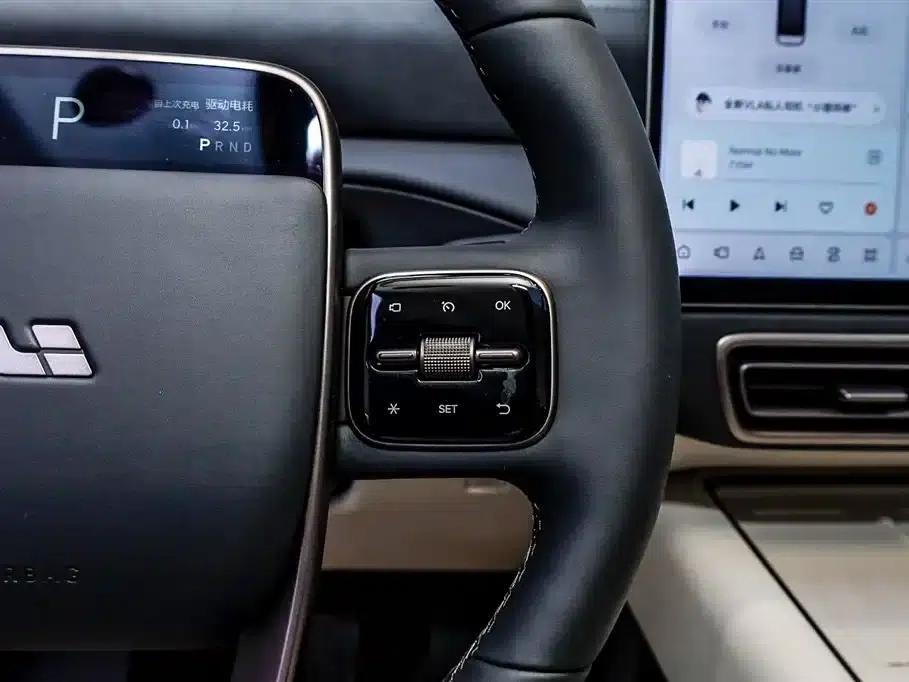 Li Auto MEGA 2025 Home Edition — миниатюра 35