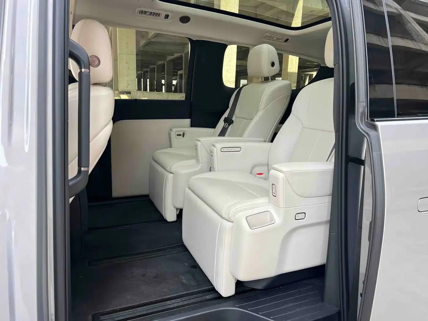 Li Auto MEGA 2025 Home Edition — миниатюра 6