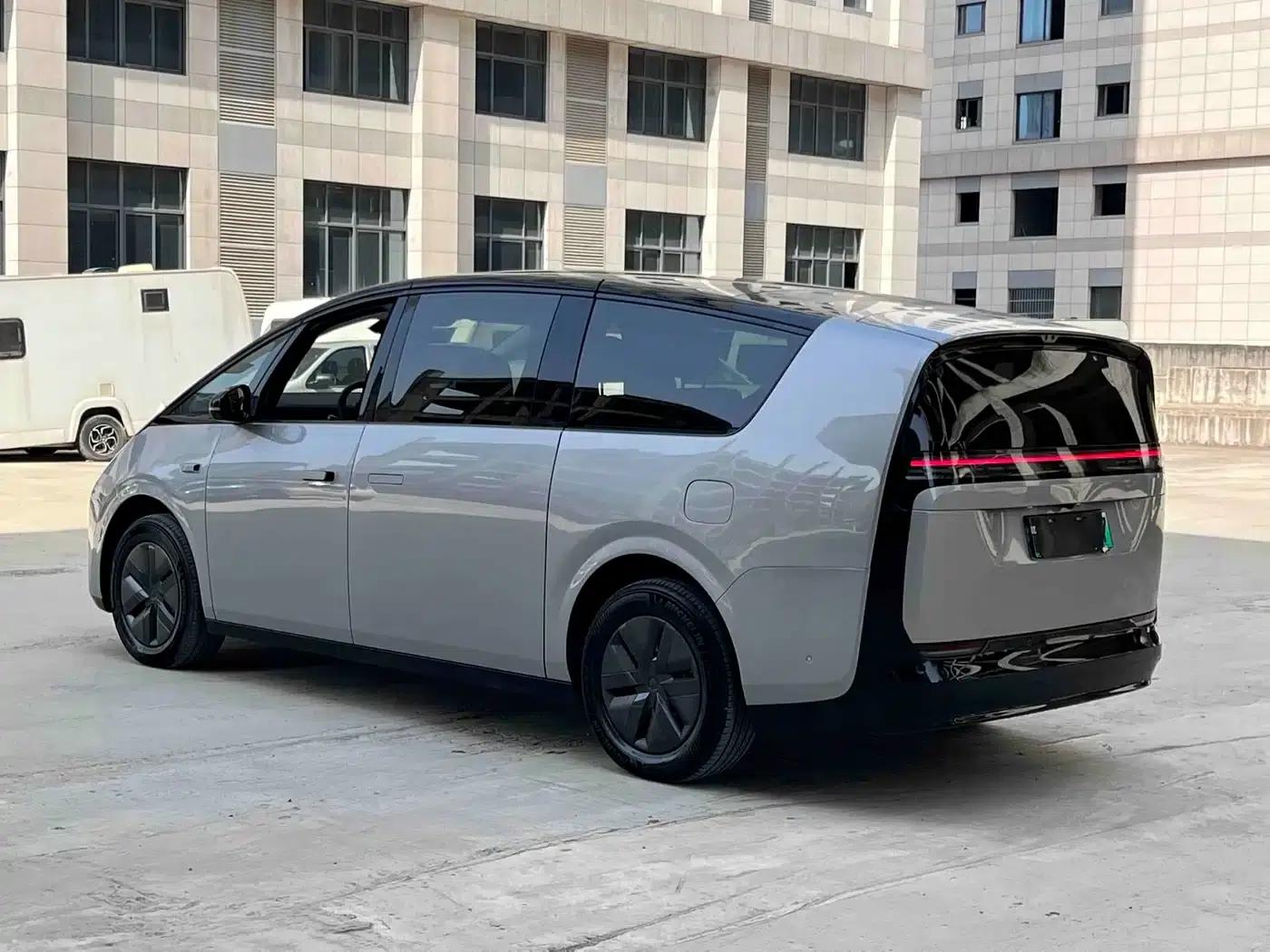 Li Auto MEGA 2025 Home Edition — миниатюра 7