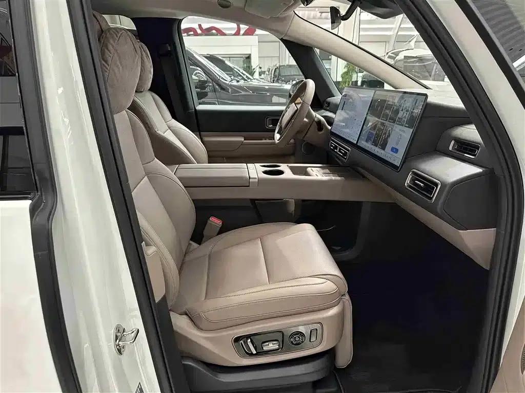 Li Auto MEGA 2025 Home Edition — миниатюра 12