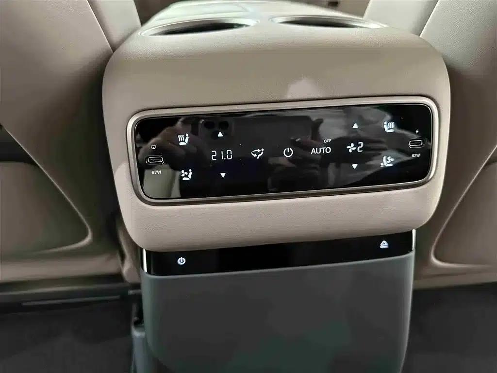 Li Auto MEGA 2025 Home Edition — миниатюра 8