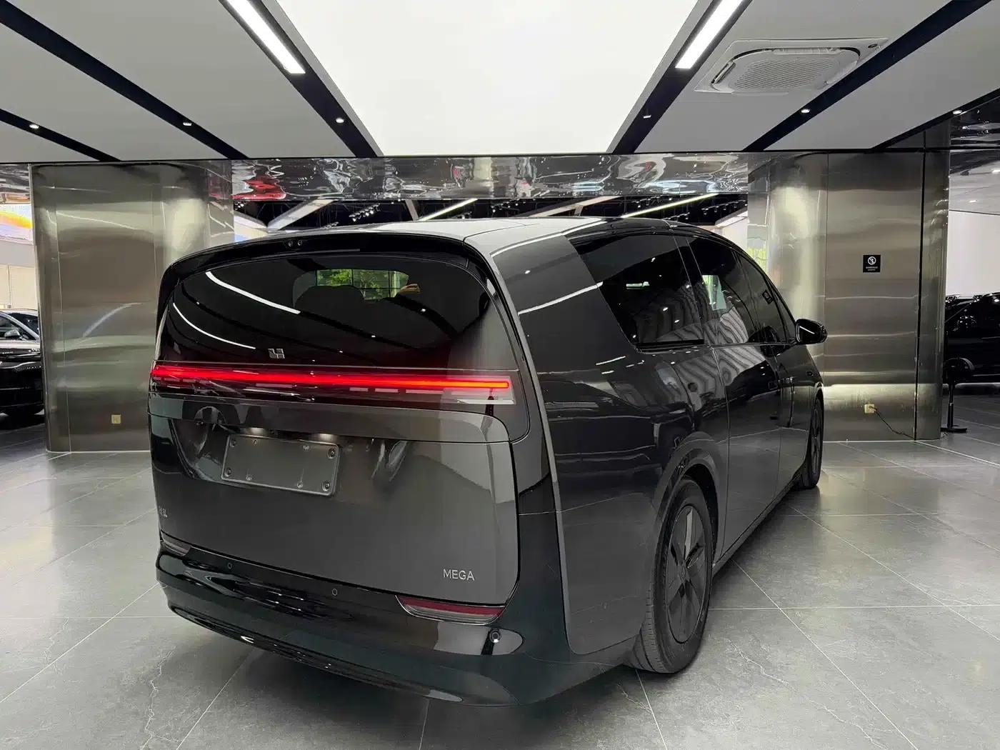 Li Auto MEGA 2024 Ultra — миниатюра 14