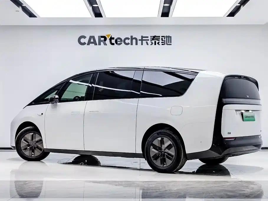 Li Auto MEGA 2025 Home Edition — миниатюра 4