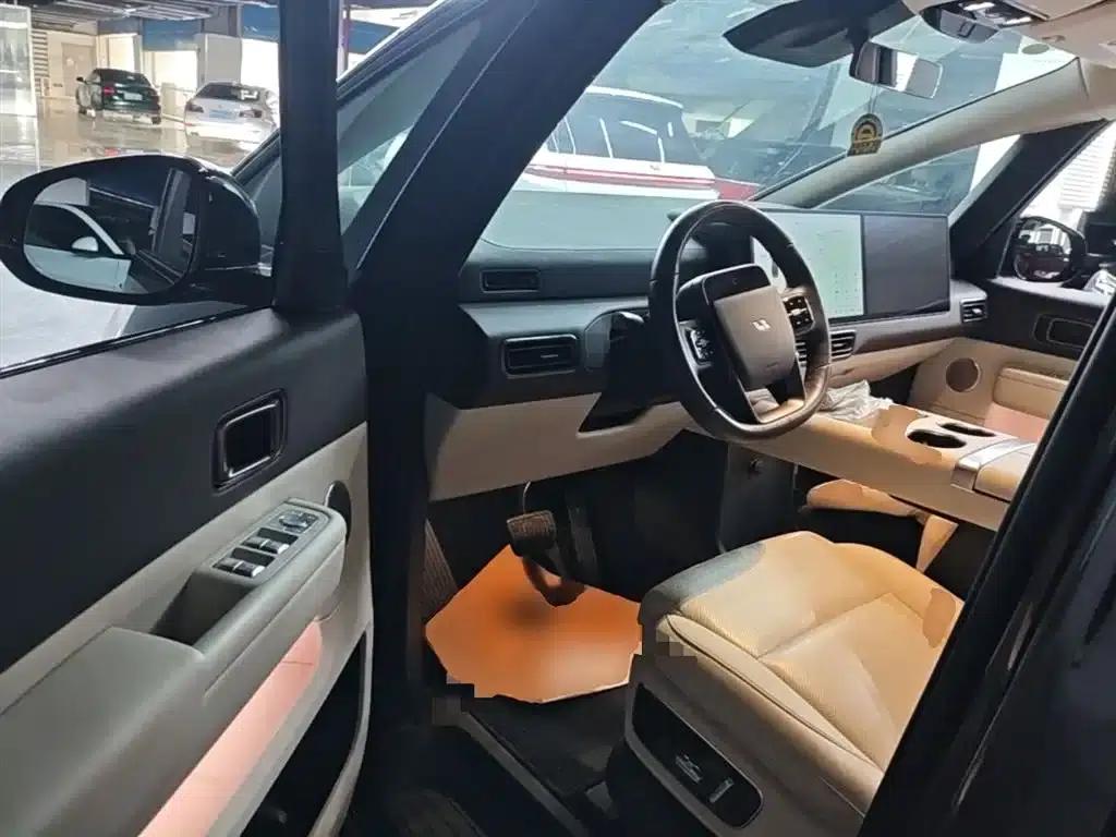 Li Auto MEGA 2024 Ultra — миниатюра 16