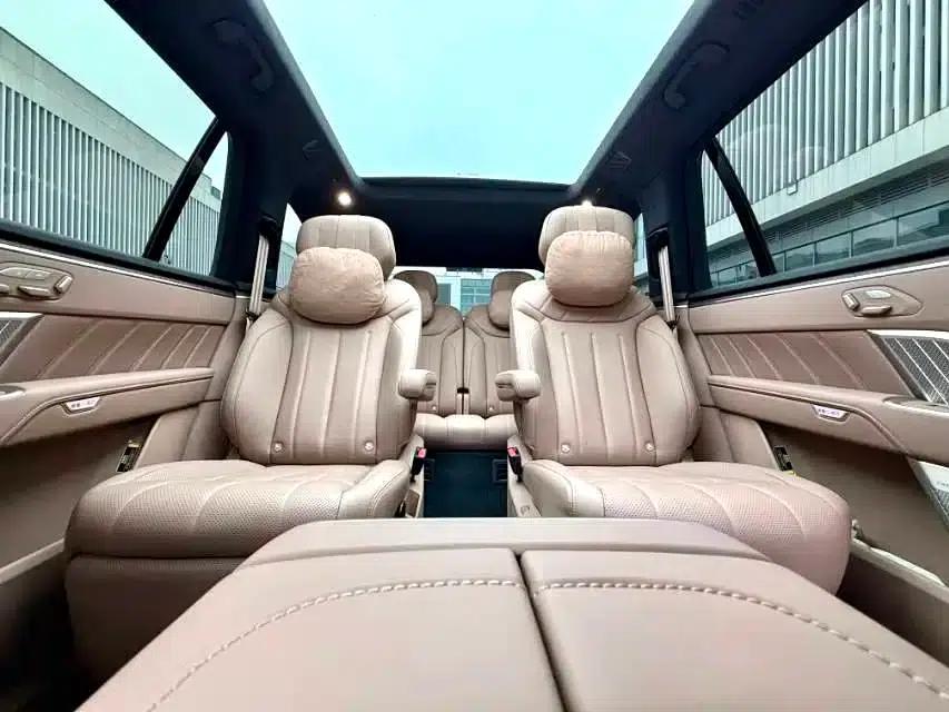 2025 Chevrolet L90 Ultra 6-seater — миниатюра 8