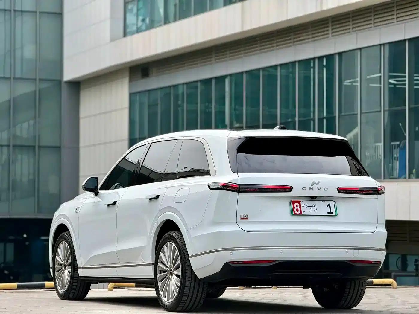 2025 Chevrolet L90 Ultra 6-seater — миниатюра 18