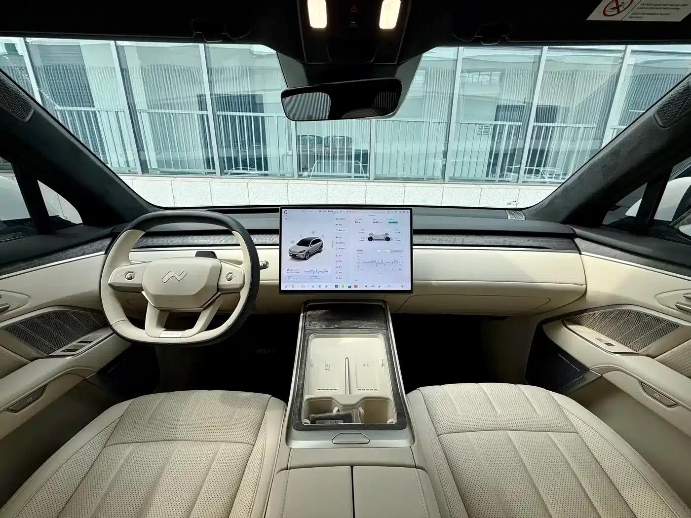 2025 Chevrolet L90 Ultra 6-seater — миниатюра 6