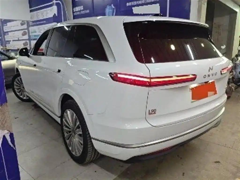 2025 Chevrolet L90 Ultra 6-seater — миниатюра 6