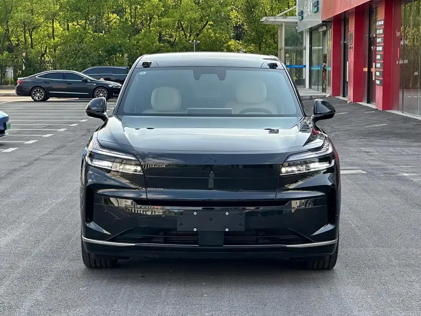 2025 Chevrolet L90 Ultra 6-seater — миниатюра 2