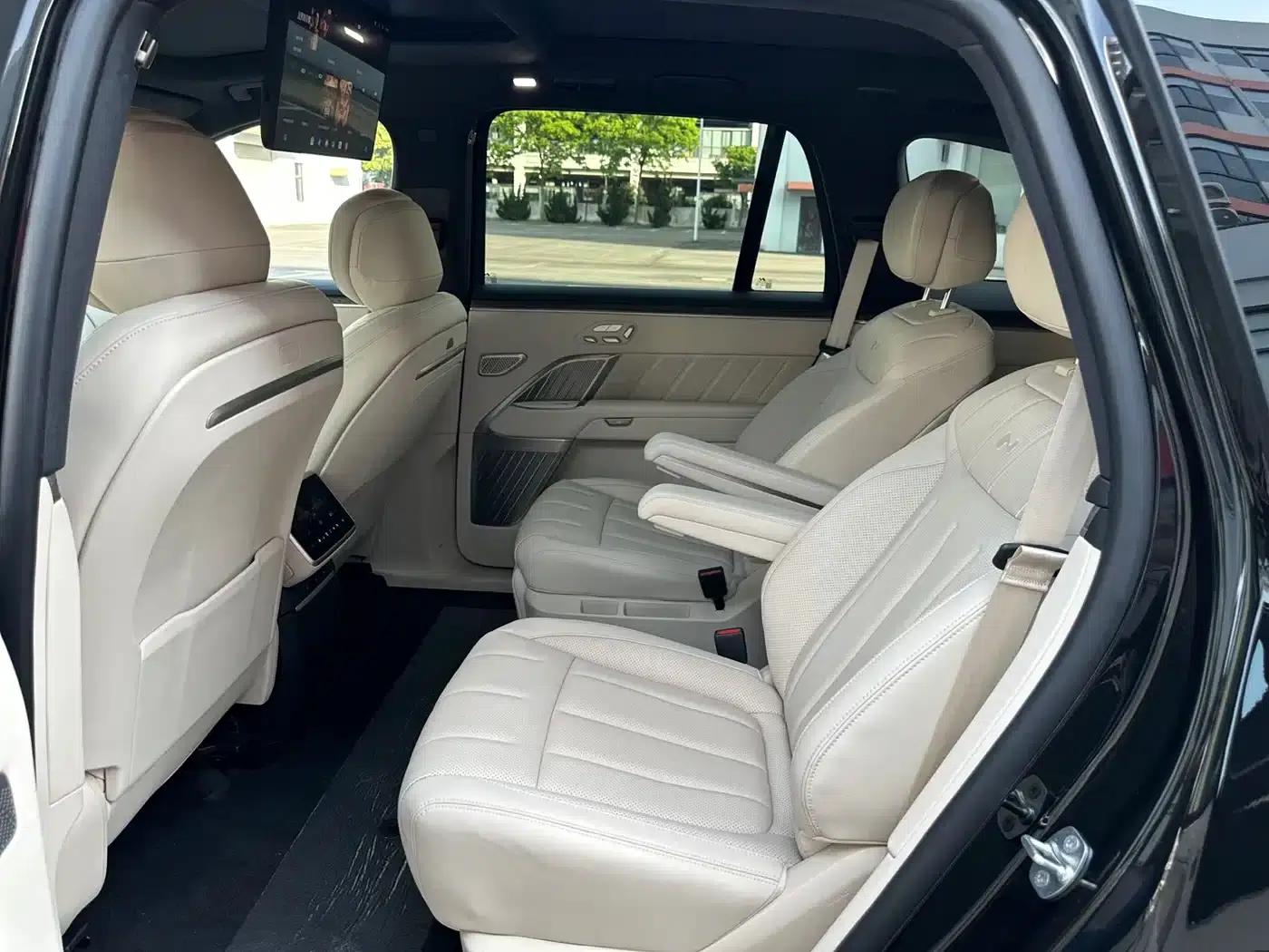 2025 Chevrolet L90 Ultra 6-seater — миниатюра 14