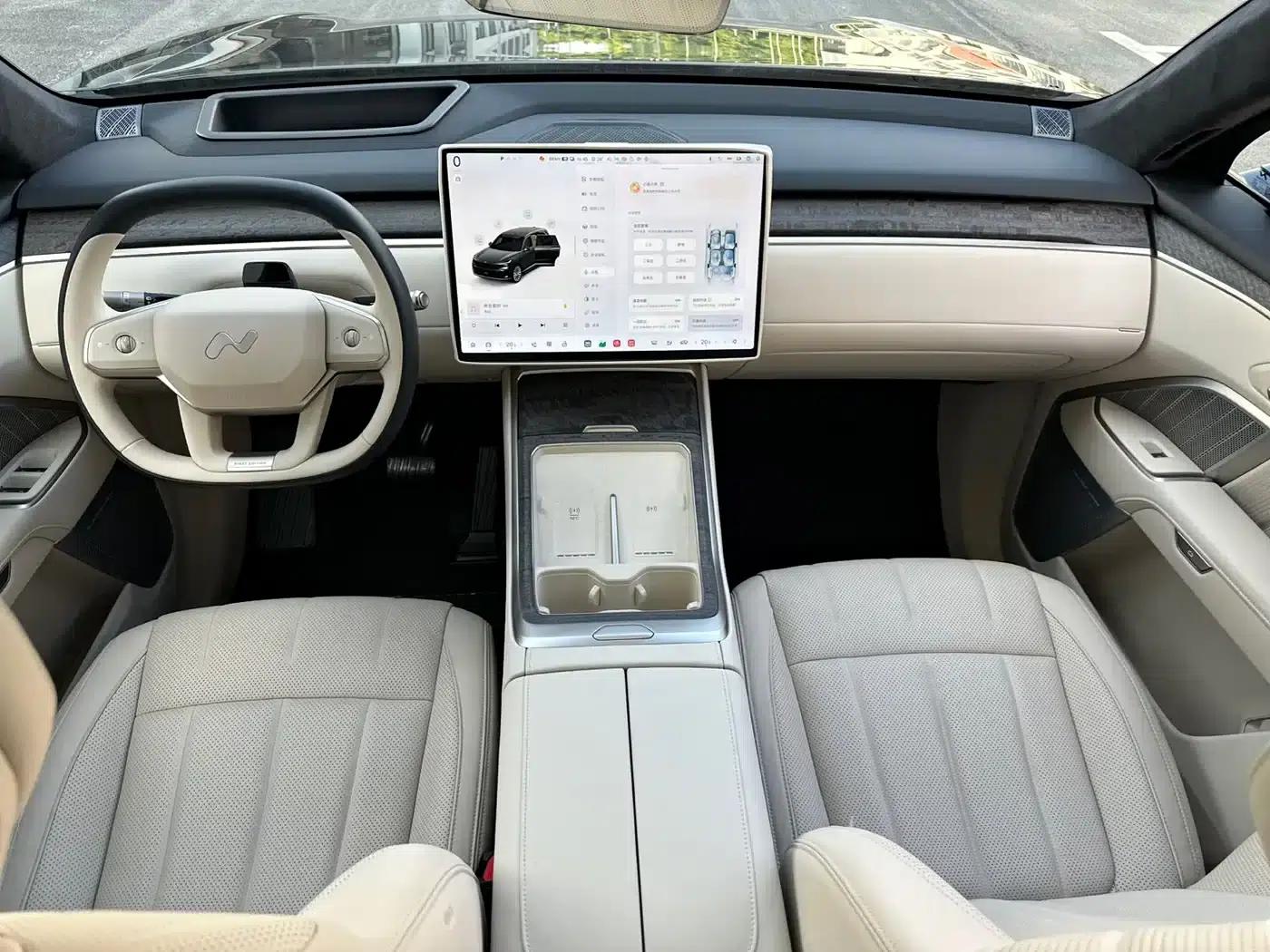 2025 Chevrolet L90 Ultra 6-seater — миниатюра 9