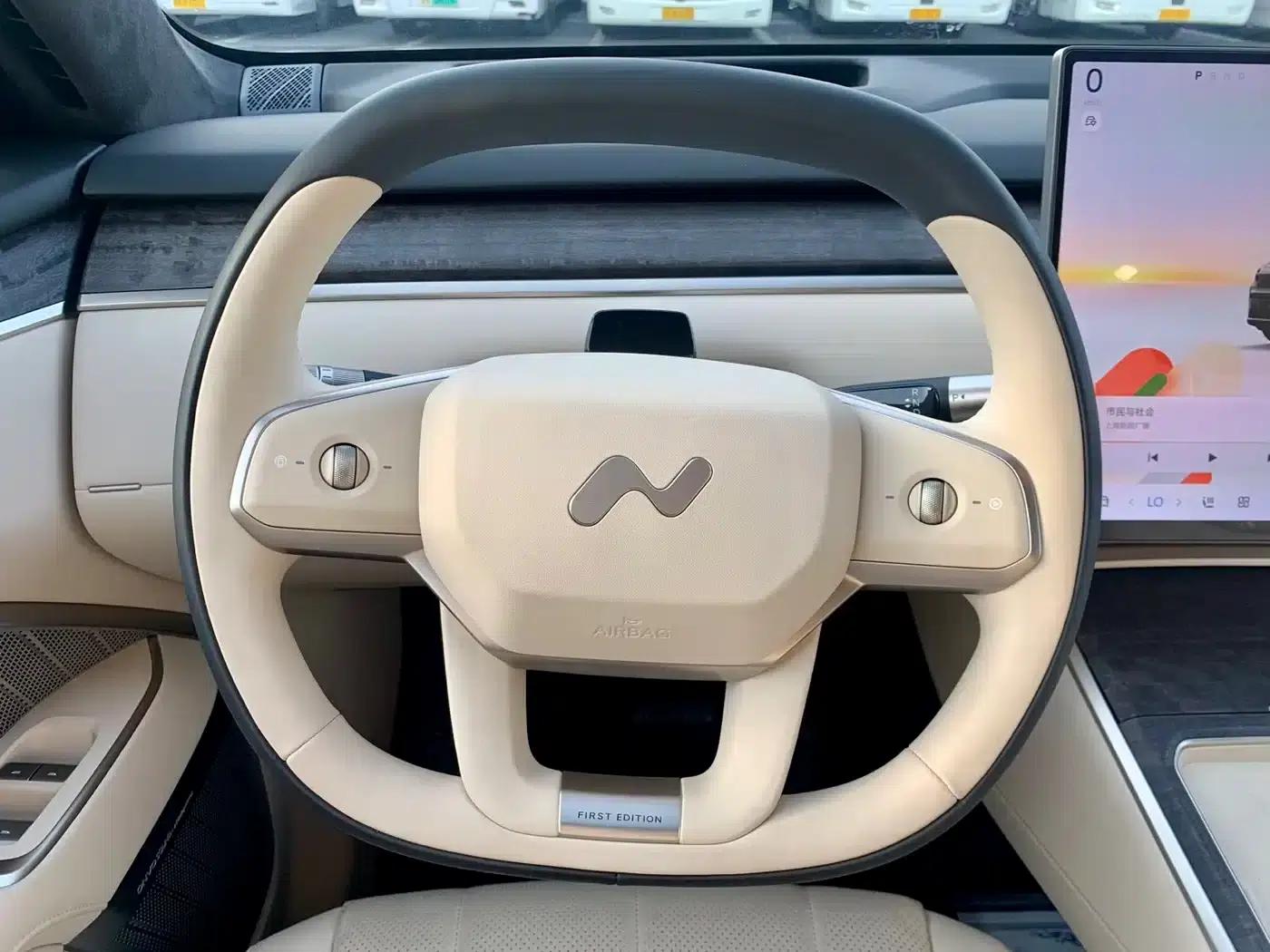 2025 Chevrolet L90 Ultra 6-seater — миниатюра 24