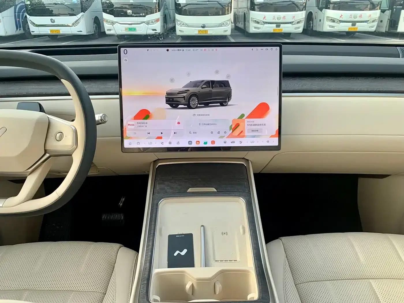 2025 Chevrolet L90 Ultra 6-seater — миниатюра 25