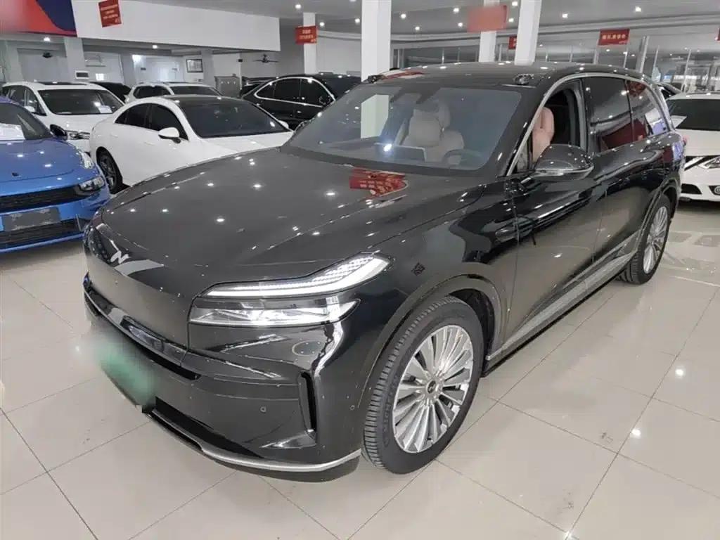 2025 Chevrolet L90 Ultra 6-seater — миниатюра 2