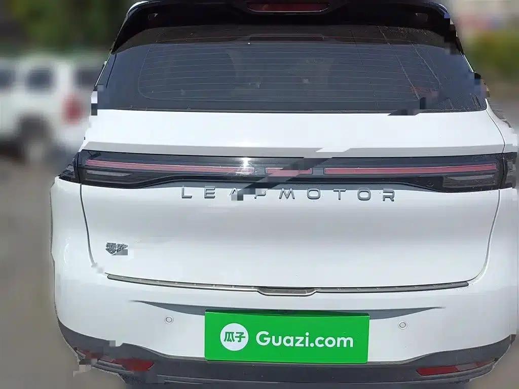 Leapmotor B10 2025 Model 510 Enjoy Edition — миниатюра 3