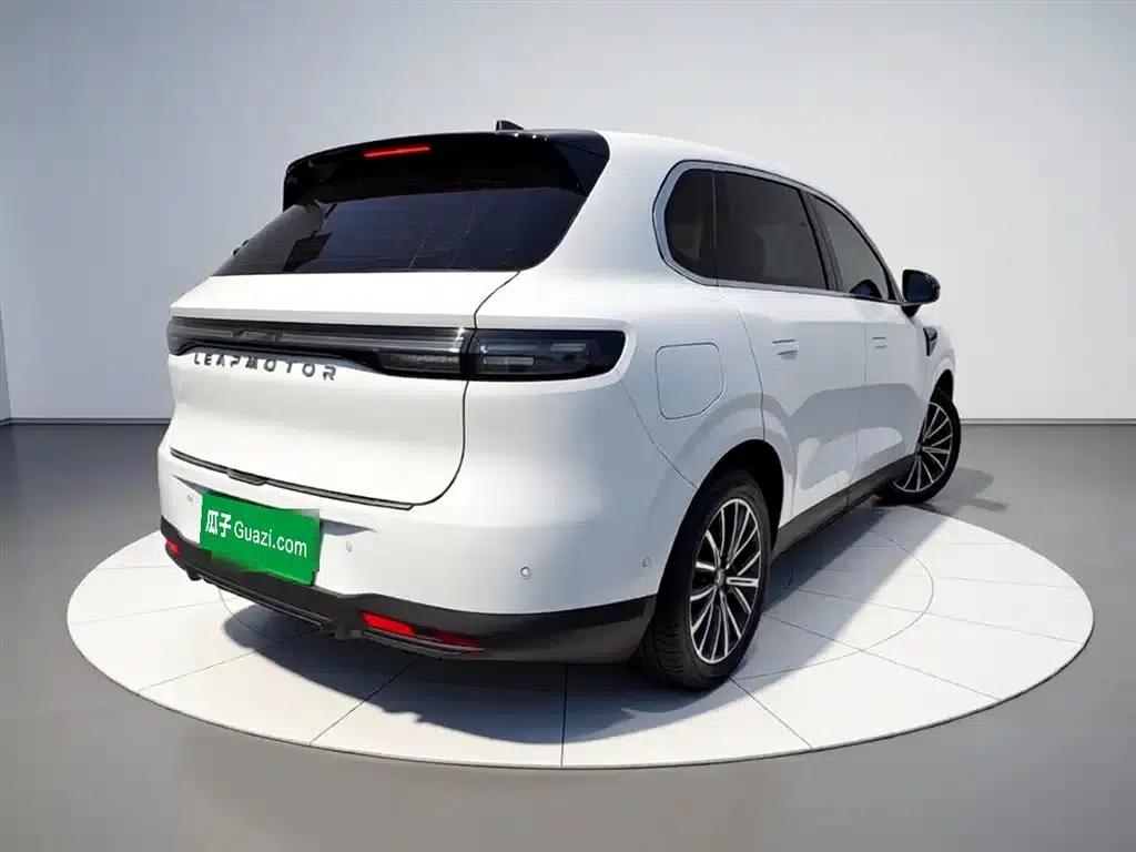 Leapmotor B10 2025 Model 510 Enjoy Edition — миниатюра 4