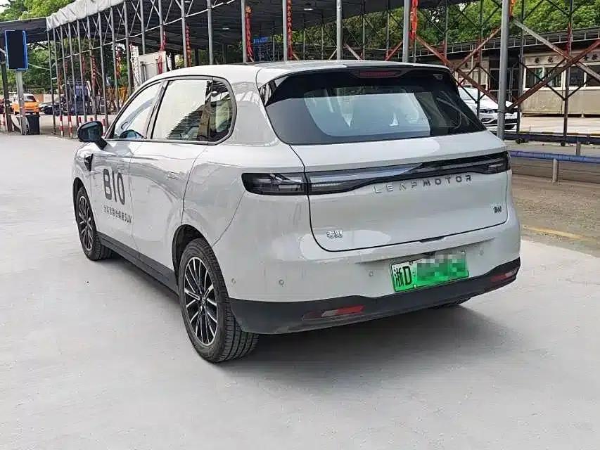 Leapmotor B10 2025 Model 510 Comfort Edition — миниатюра 8