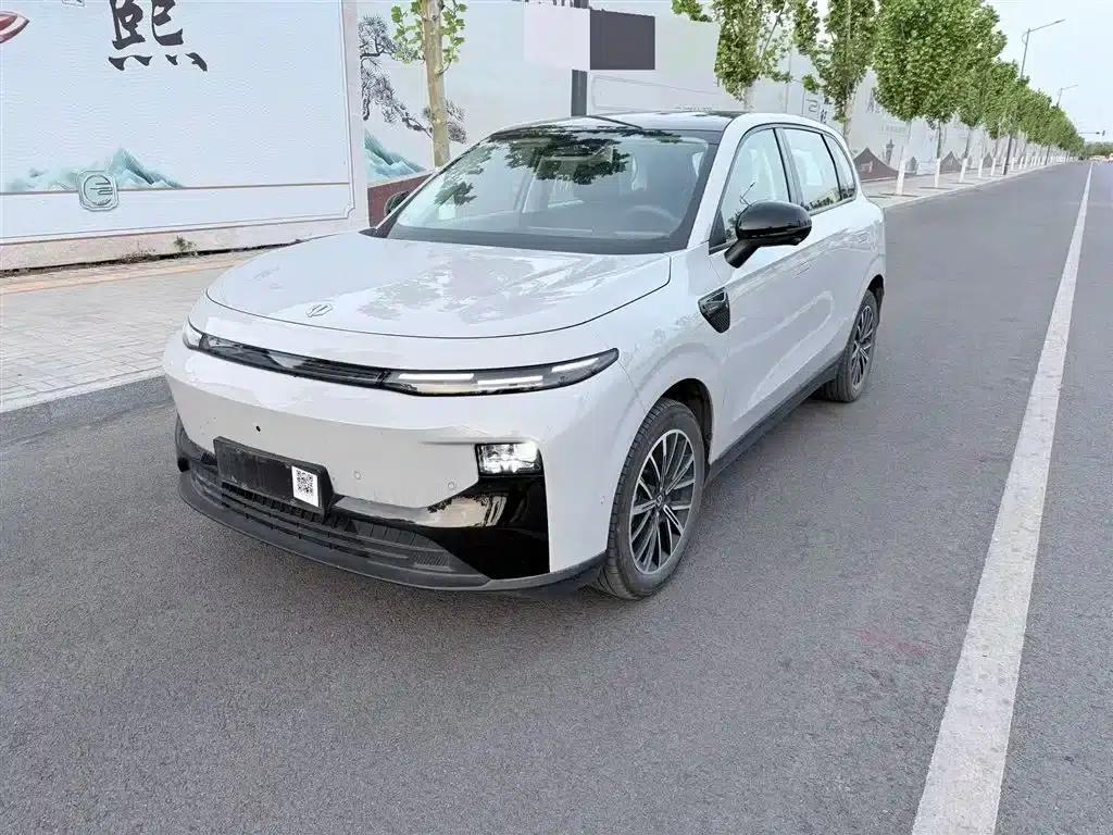 Leapmotor B10 2025 Model 510 Comfort Edition — миниатюра 1