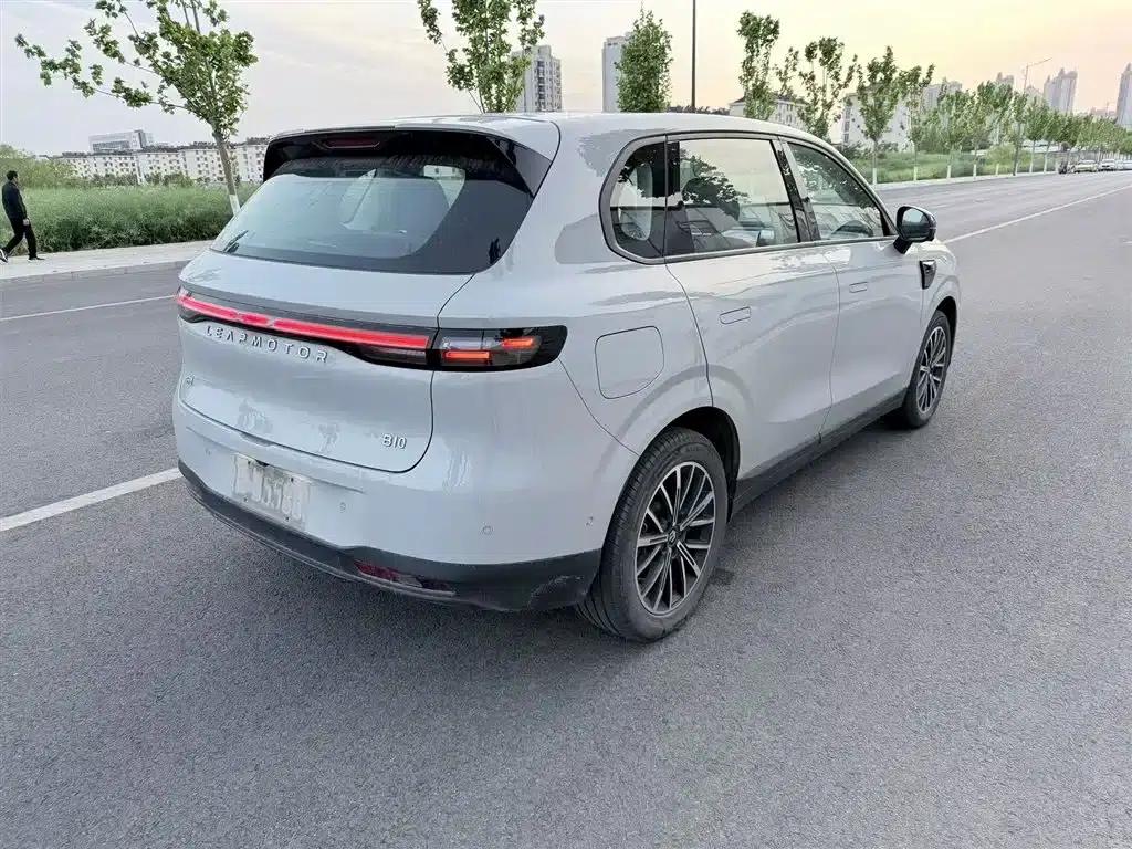 Leapmotor B10 2025 Model 510 Comfort Edition — миниатюра 3
