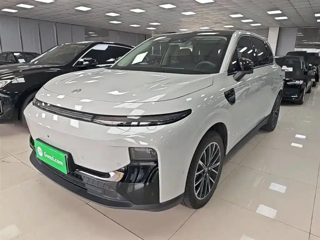 Leapmotor B10 2025 Model 510 Enjoy Edition — миниатюра 1