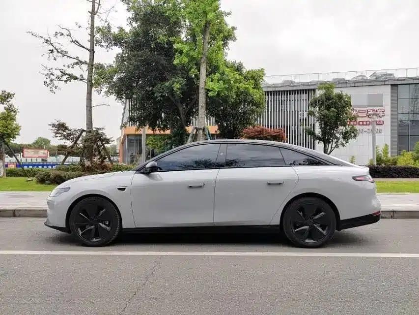 Leapmotor C01 2022 Rear-Wheel Drive Long Range Edition — миниатюра 9